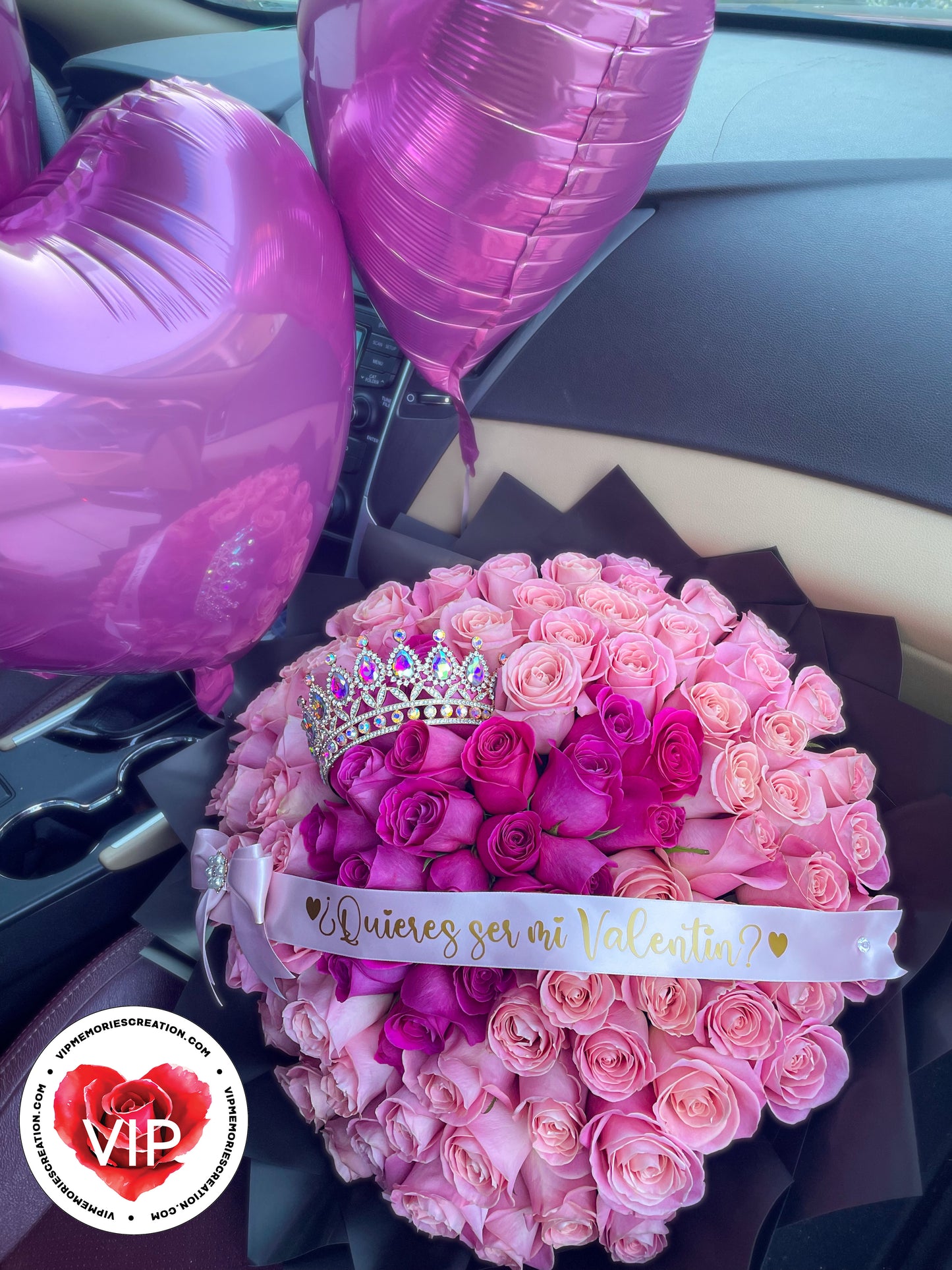 Ramo Buchon 100 Roses Pink Heart Shaped Bouquet