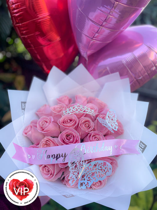 Custom Ramo Buchon 25 Pink Roses